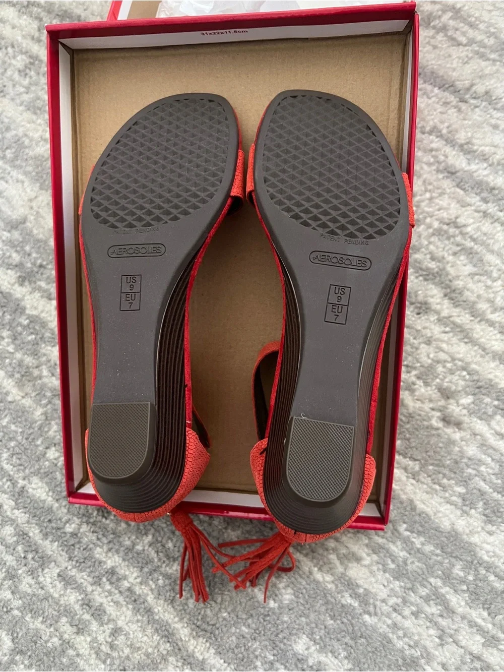 Aerosoles Yetroactive - red suede wedge sandals with zip closure and tassels